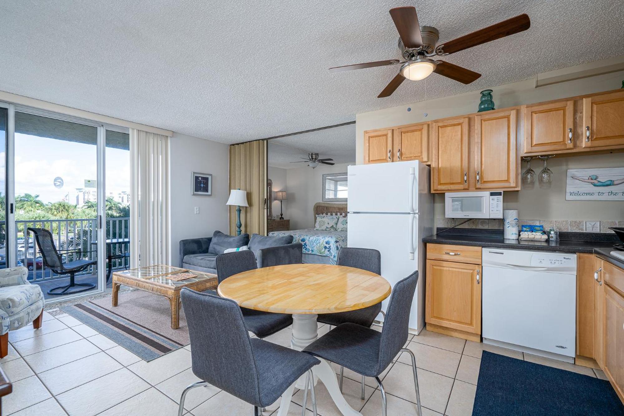 Beachfront Bliss: Gulf Views, Pool & Pet-Friendly Villa Fort Myers Beach Dış mekan fotoğraf